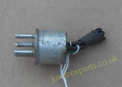 4 Pin Plug 26mm approx (PS44)