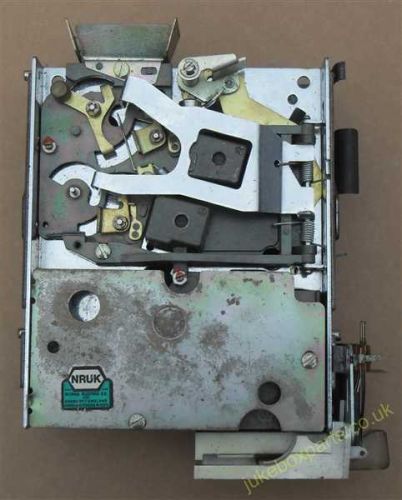 Rock-Ola Coin Mech Including Holder (RO93)